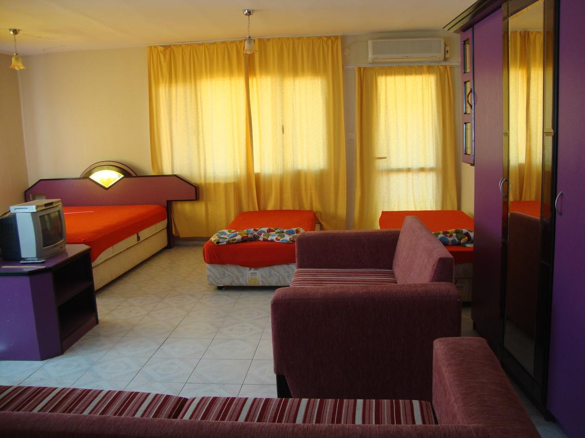 Degerli Motel Сеферихисар Экстерьер фото