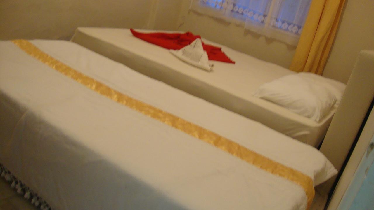 Degerli Motel Сеферихисар Экстерьер фото